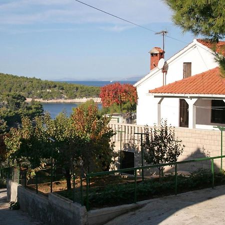 Apartments By The Sea Splitska, Brac - 2923 Postira Ngoại thất bức ảnh